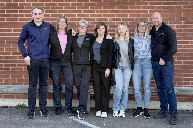 Fem olika aktörer deltar i arrangemanget; Bergslagens Golvservice, Elon Elbolaget, Rolf Ericson bil,  AB Karl Hedin Bygghandel, samt Coop Ludvika Gård. Foto: Unika Ludvika