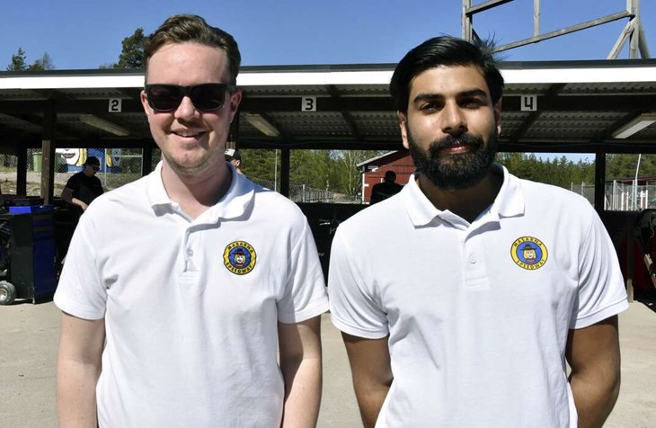 Ordförande Lucas Dahl och lagledare Emil Hellman-Ivarsson. Foto: Niclas Bergvall