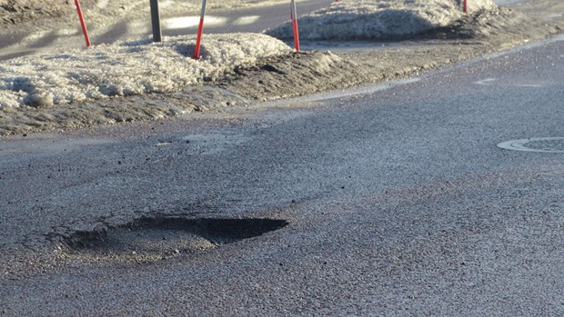 Avestas vägar är bland länets sämsta