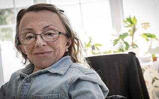 Efter 30 års assistans – Nu får Susanne klara sig själv